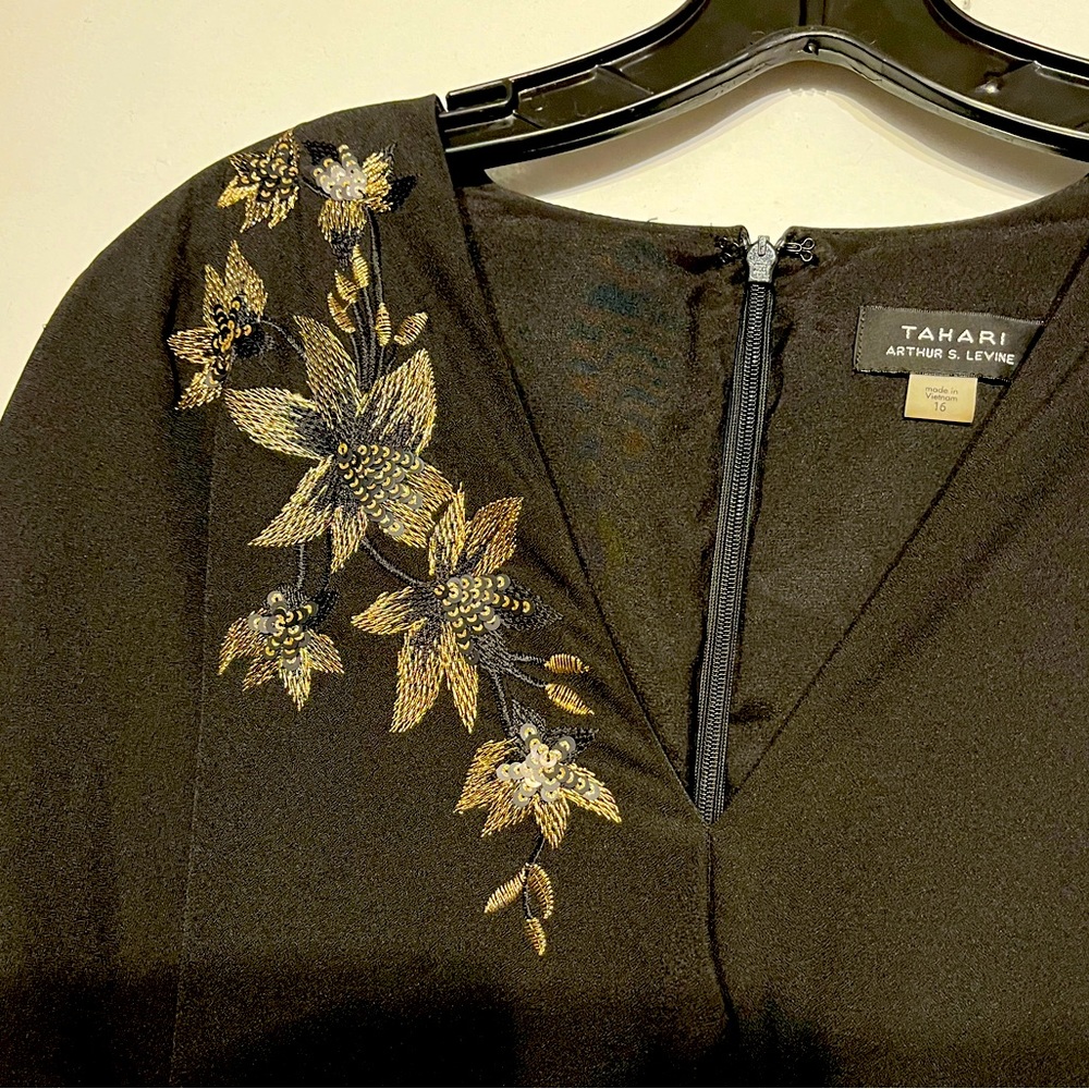 Tahari Arthur Levine Embroidered Black Cocktail Mock Wrap Dress with Belt